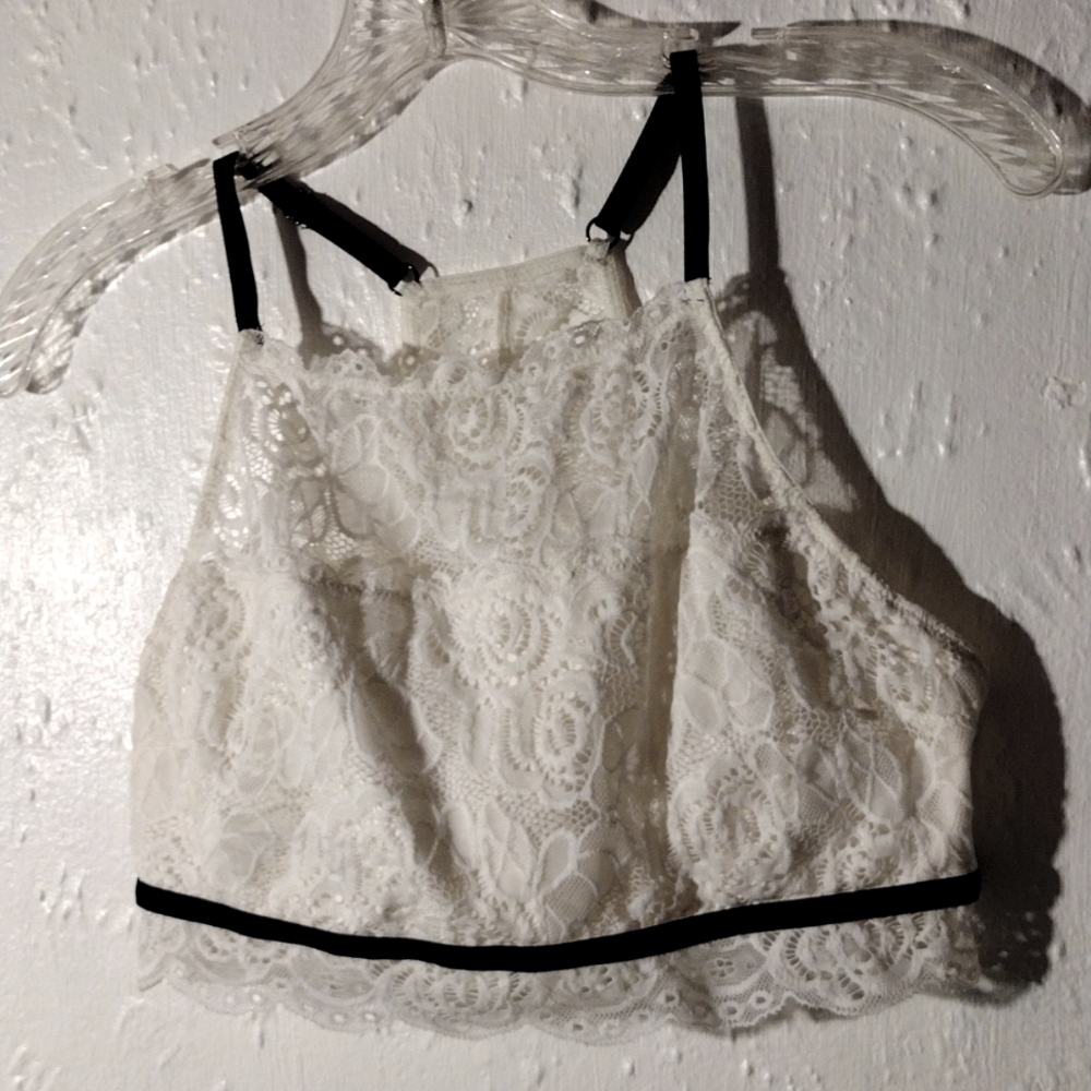 On Hold!Flirtitude, lacey bralette